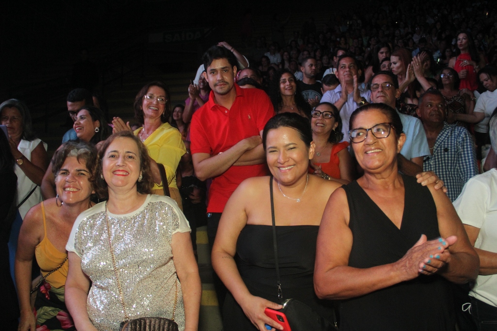 Roberto-Carlos-Ginásio-do-Sesi-18-11-2023 (171).JPG